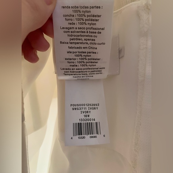 David’s Bridal Illusion Lace Tank Wedding Dress With Tulle Skirt 18w 9wg3711 - Picture 7 of 12